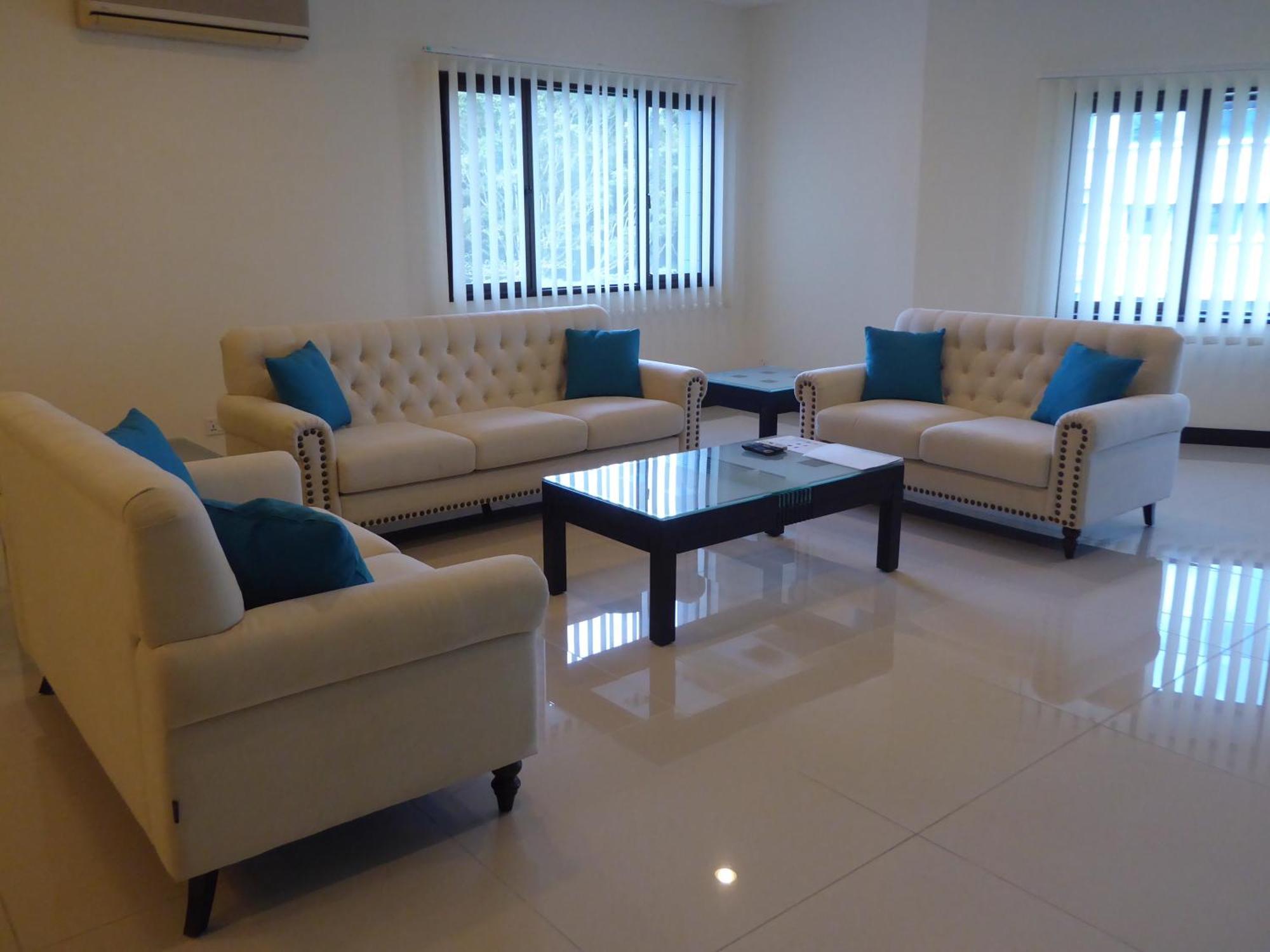 Rimbun Suites & Residences Bandar Seri Begawan Quarto foto